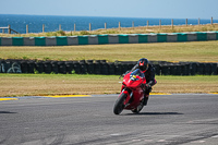 anglesey-no-limits-trackday;anglesey-photographs;anglesey-trackday-photographs;enduro-digital-images;event-digital-images;eventdigitalimages;no-limits-trackdays;peter-wileman-photography;racing-digital-images;trac-mon;trackday-digital-images;trackday-photos;ty-croes